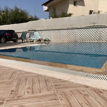 Love Private Pool Homestay